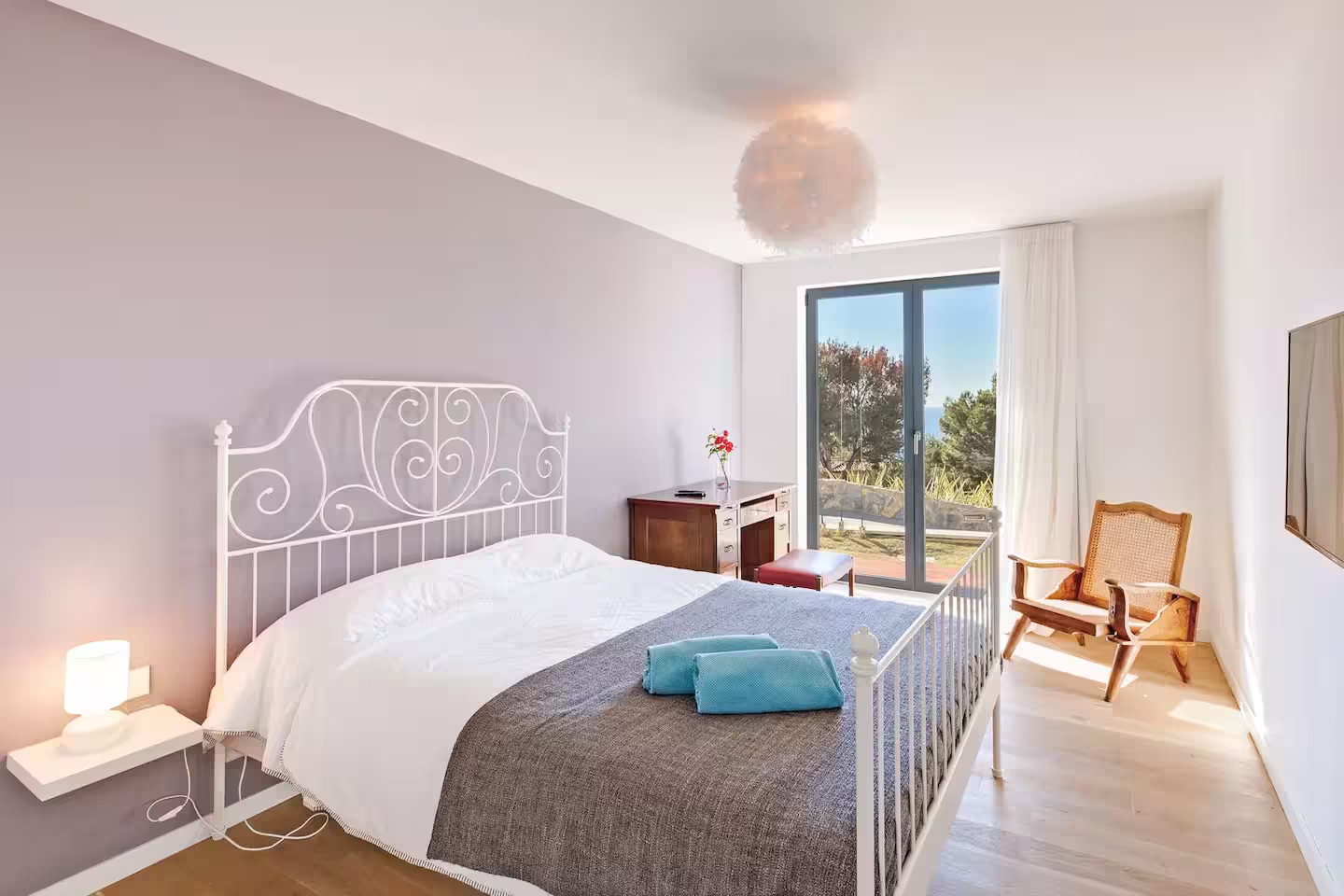 Schlafzimmer im Untergeschoss